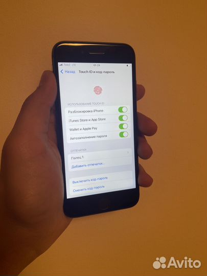 iPhone 8, 64 ГБ