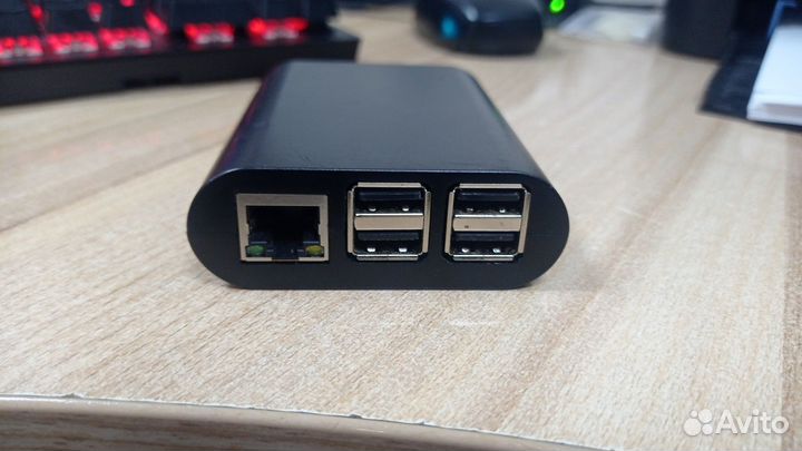 Мини компьютер Raspberry pi 3 model b+