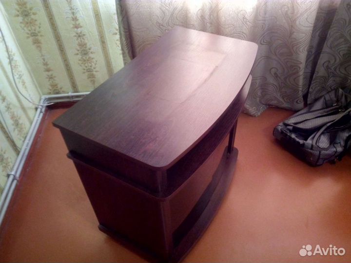 Тумба под телевизор