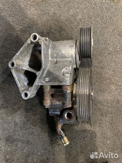 Насос гур Ford Focus 1 1.6 Zetec