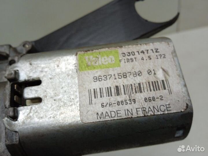 Моторчик стеклоочистителя задний Peugeot 307 2.0