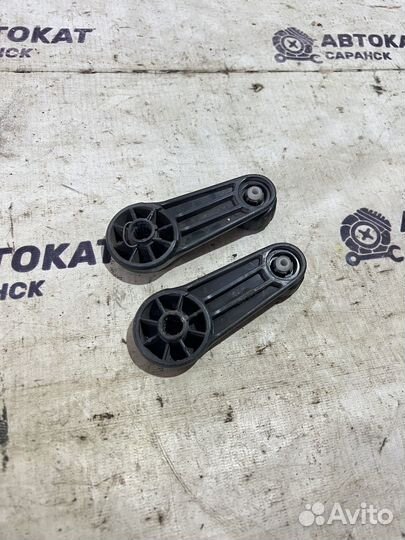 Ручка стеклоподъемника Nissan Primera P11