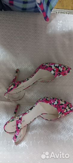 Туфли и босоножки женские 39 размер