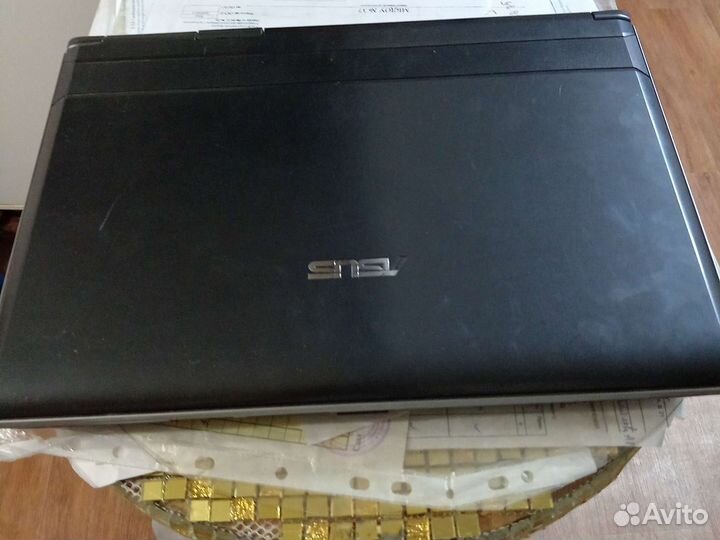 Ноутбук asus