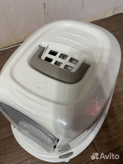 Закрытый туалет для кошек