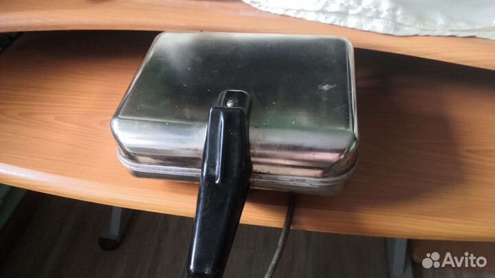 Электрическая вафельница СССР