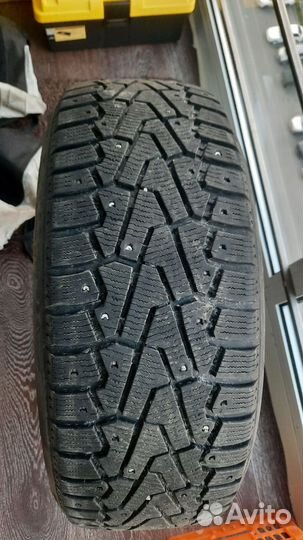 Pirelli Ice Zero 225/55 R17 101T