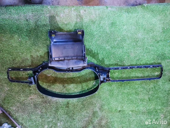 Накладка панели приборов Volkswagen jetta 6