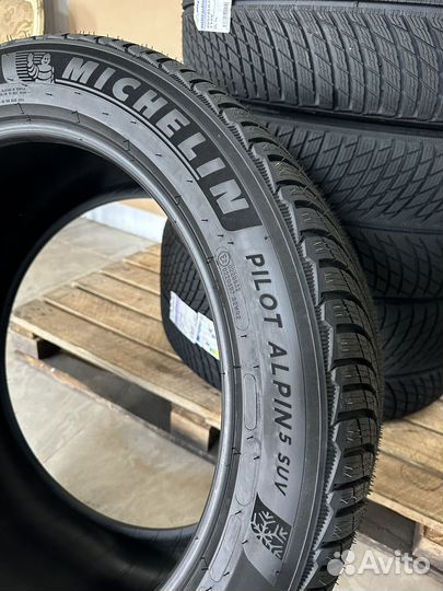 Michelin Pilot Alpin 5 SUV 325/40 R22 и 285/45 R22 114V