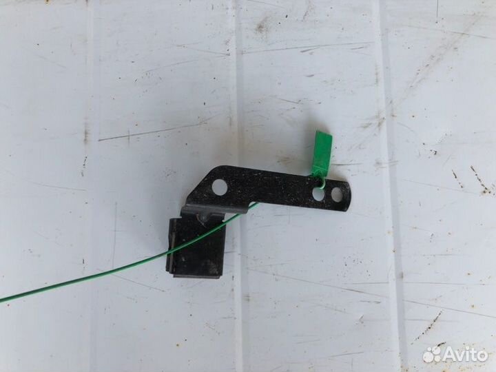 Кронштейн топливного насоса Mercedes Axor 2018