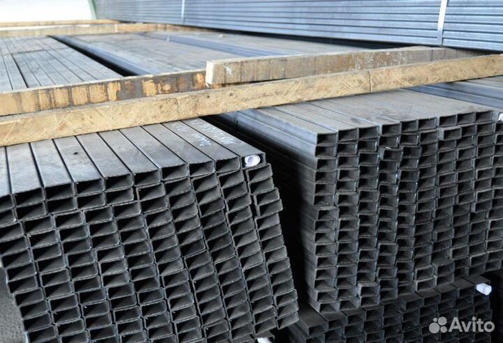 Труба профильная 120х120х4. Металлопрокат