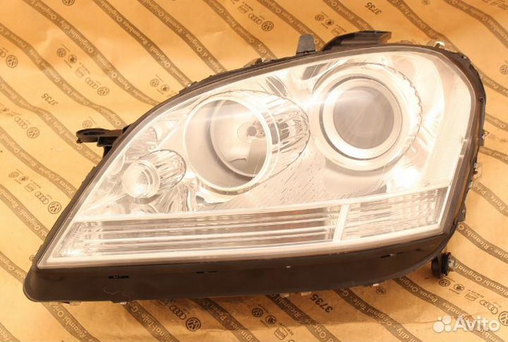 Фара левая mercedes ML W164 05-08