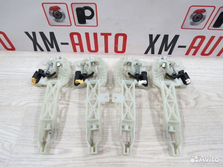 Кронштейн ручки Hyundai Solaris2