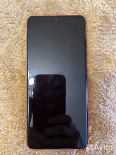 Телефон samsungs s20+