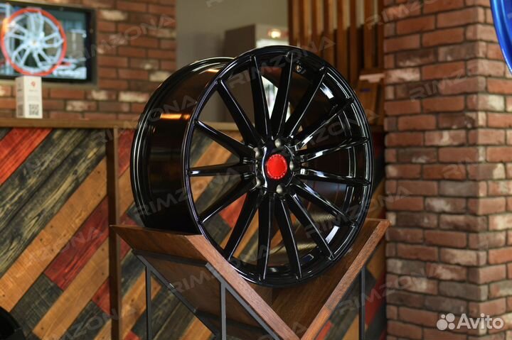 Литые диски Vossen R16 на Rapid. Арт456