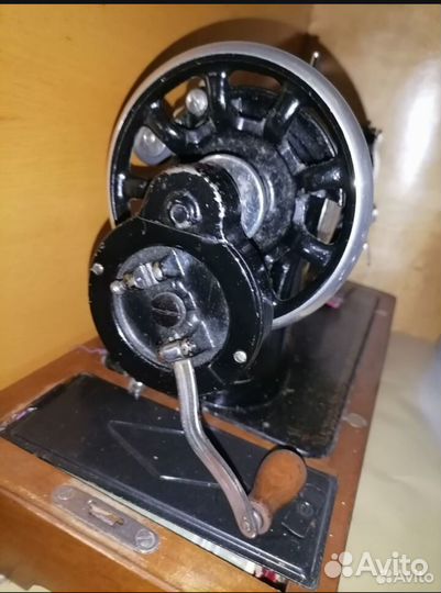 Швейная машинка зингер антикварная