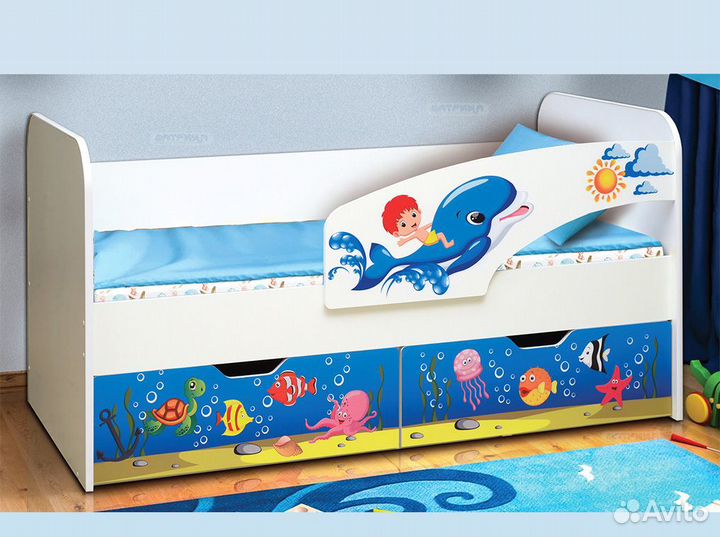 Детская кровать с бортиками и ящиками