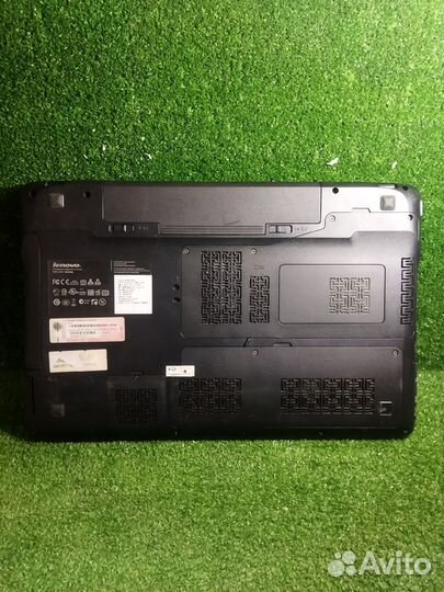 Ноутбук Lenovo IdeaPad Y560p 15,6