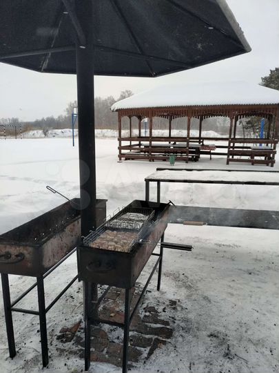 Коттедж 208 м² на участке 5 га