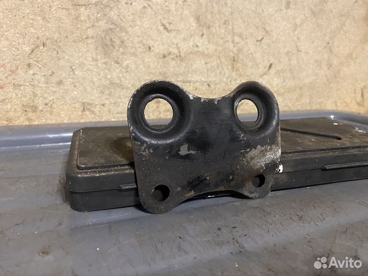 Крепление приборной панели Минск