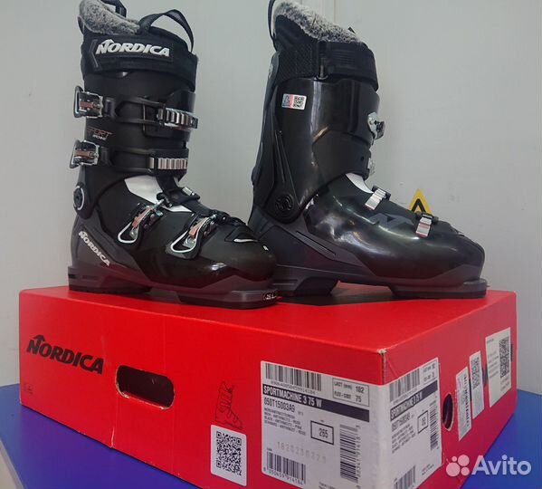 Горные лыжи 162 Rossignol и ботинки 265 Nordica
