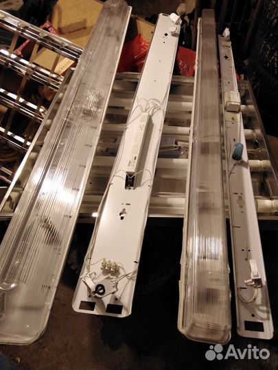 Светильник потолочный