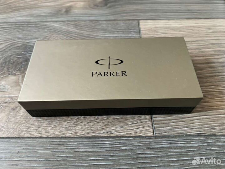 Перьевая ручка parker