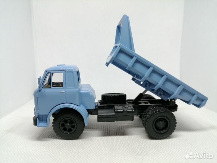 Модель маз-510 одноместный «Самосвал» опытный