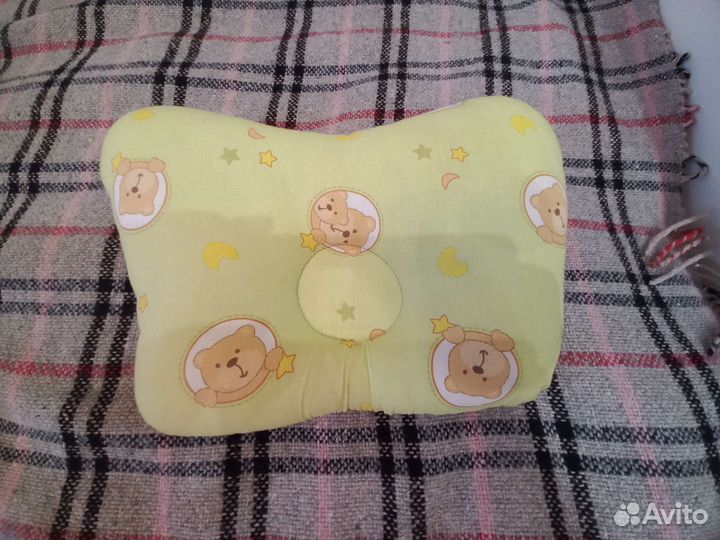 Подушка для новорожденных