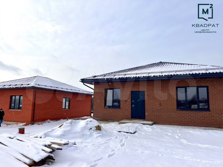 Коттедж 101 м² на участке 5 сот.