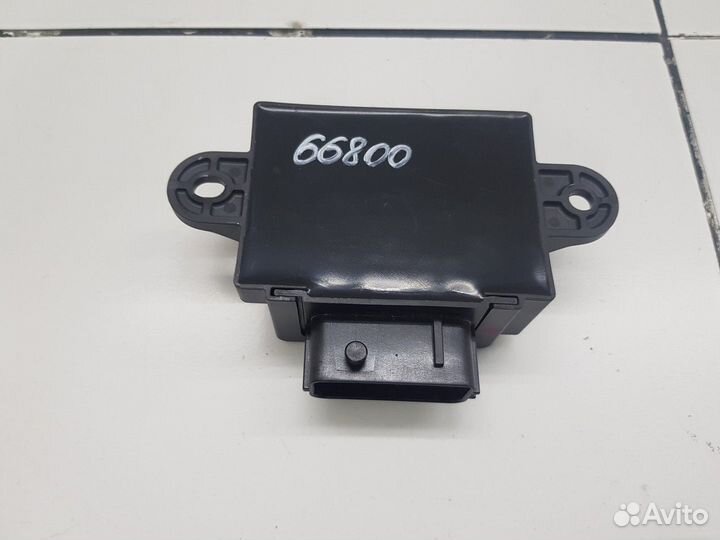 Блок управления топливным насосом (Genesis G70)