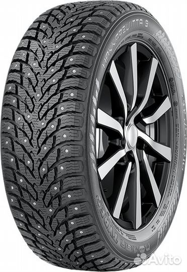 Nokian Tyres Hakkapeliitta 9 215/55 R17 98T