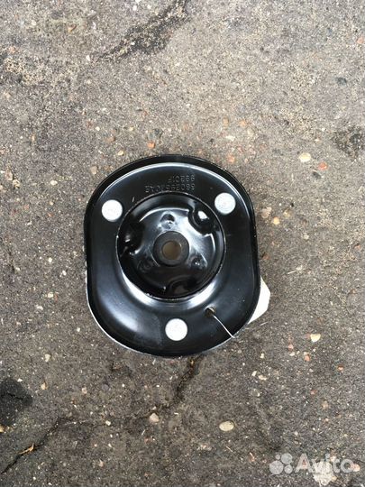 Опора амортизатора jeep grand cherokee 2010-2022 6