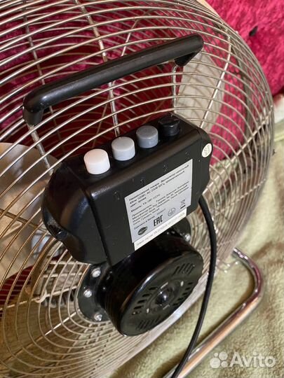 Вентилятор напольный 120 ватт D 45 см хром