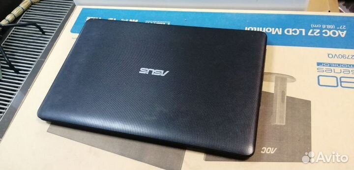 Ноутбук б/у asus с 17