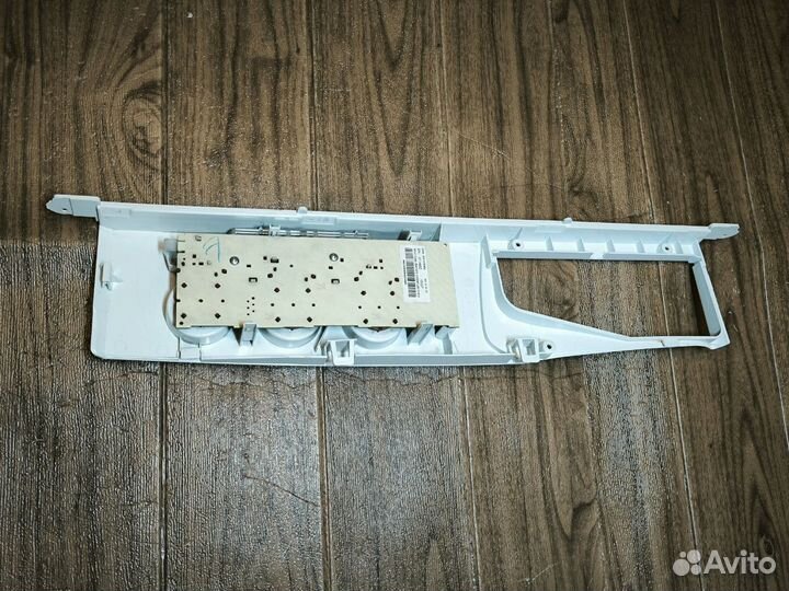 Панель управления стиральной машины Indesit