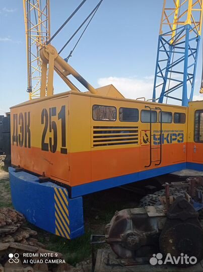 Гусеничный кран ЧМЗ ДЭК-251, 1994