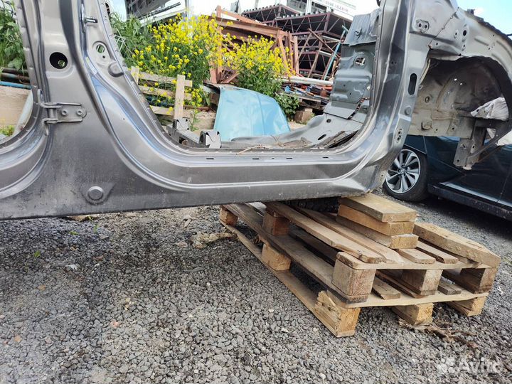 Боковая стойка кузова Acura Rdx TB1 K23A1 2008