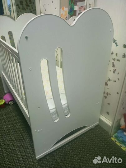 Детская кровать с матрасом