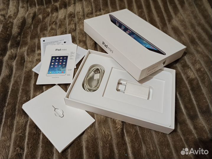 Apple iPad mini 16gb Wifi + 3G