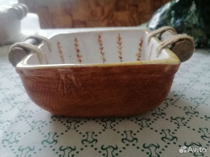 Керамика ручной работы Хлебница для подачи на стол