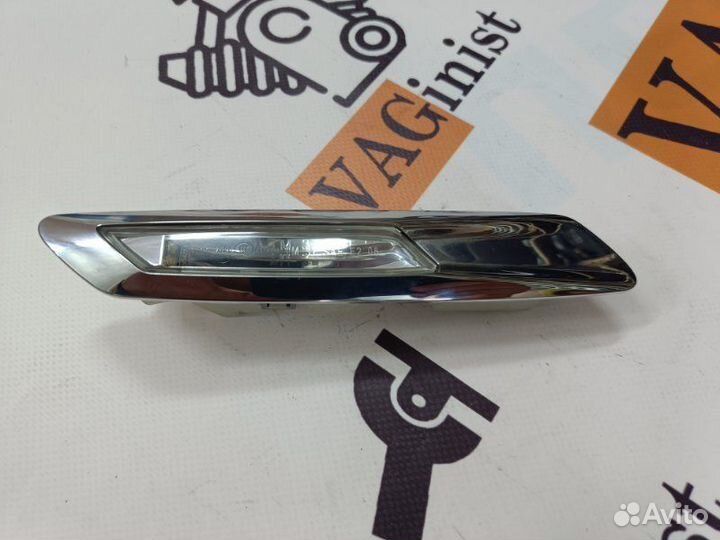 Повторитель поворота передний левый Bmw F10 3.0