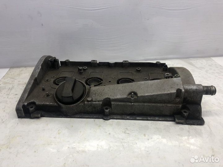 Клапанная крышка 1.8T Volkswagen Audi