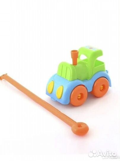 Паровозик каталка с ручкой для малышей