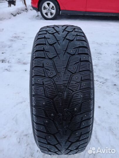 Yokohama Ice Guard Stud IG55 215/55 R17 98T