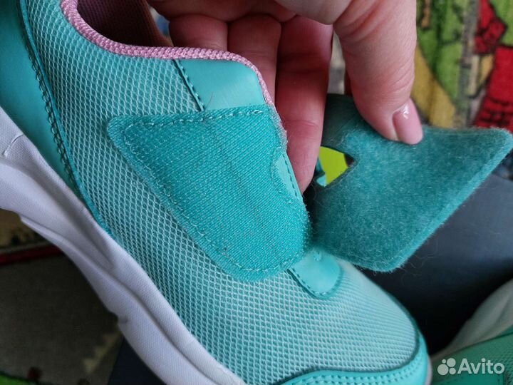 Кроссовки для девочки 30 размер