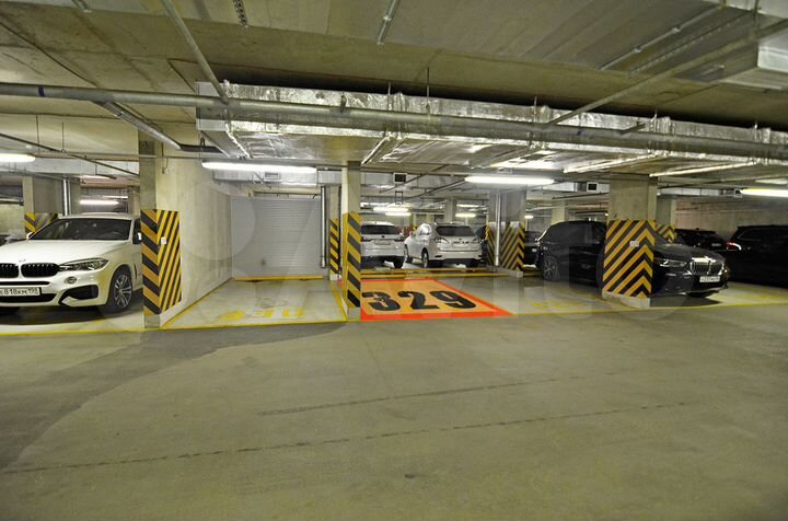 Машиноместо, 15 м²