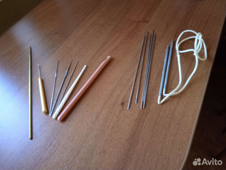 Крючки и спицы вязальные