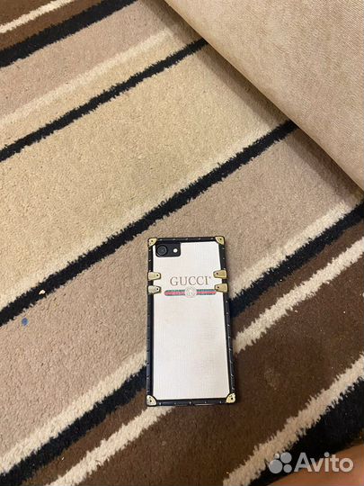Чехол на iPhone 7 gucci