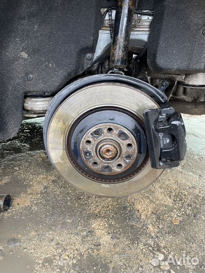 Задние тормоза Audi S8 D3